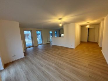Wohnzimmer 12 und 23.jpg